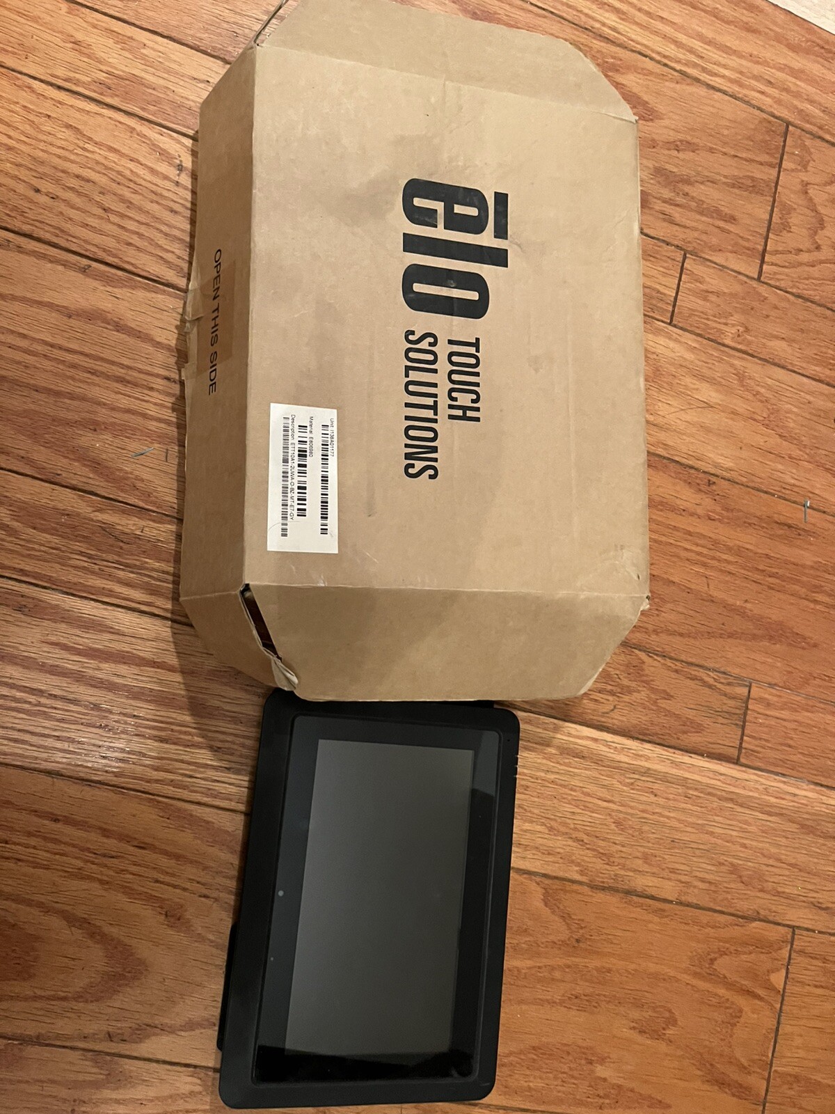 Elo Tablet 10.1-inch LCD Touch Solutions E806980