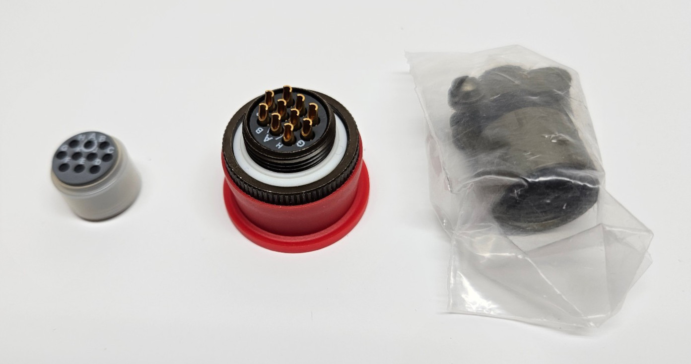 NEW - MS3116F12-10S Mil Connector
