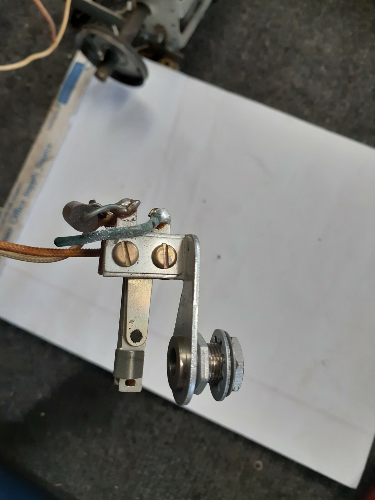 VINTAGE  HALLICRAFTERS SX110  phone jack only. Estate