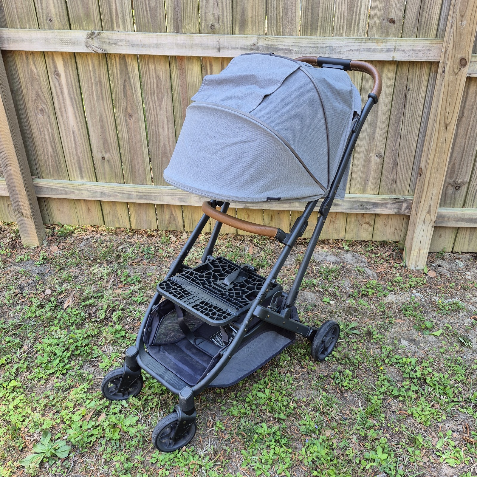 UPPAbaby MINU V2 Baby Stroller Frame Greyson Charcoal Melange Travel Compact