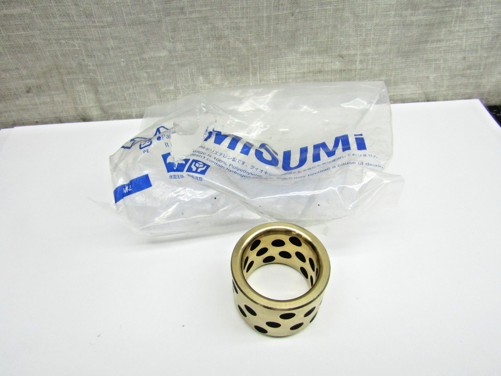Misumi MPB25-25 25mm ID X 33mm OD X 25mm Brass Graphite Bushing Bearing Sleeve
