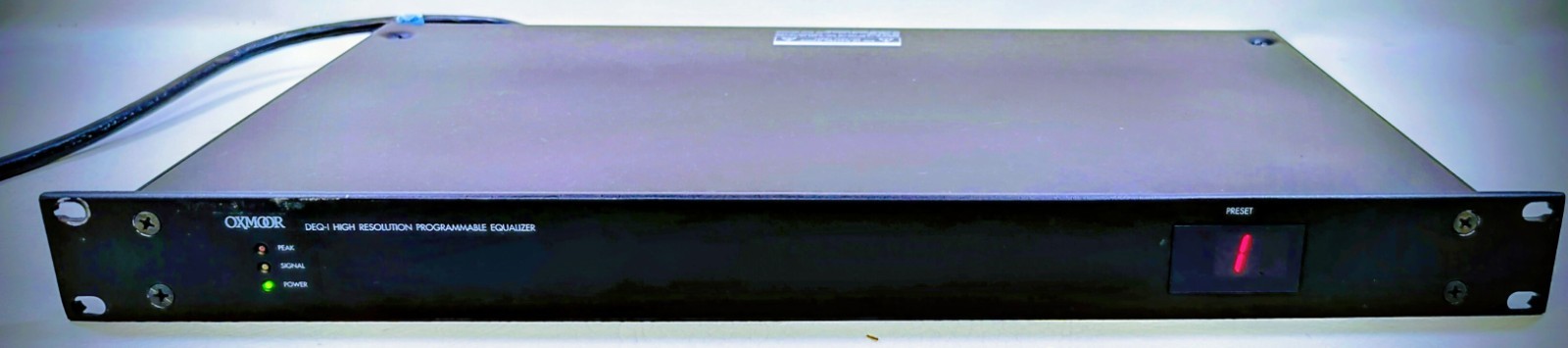 Oxmoor DEQ-1 High Resolution Programmable Equalizer w/Power Cord