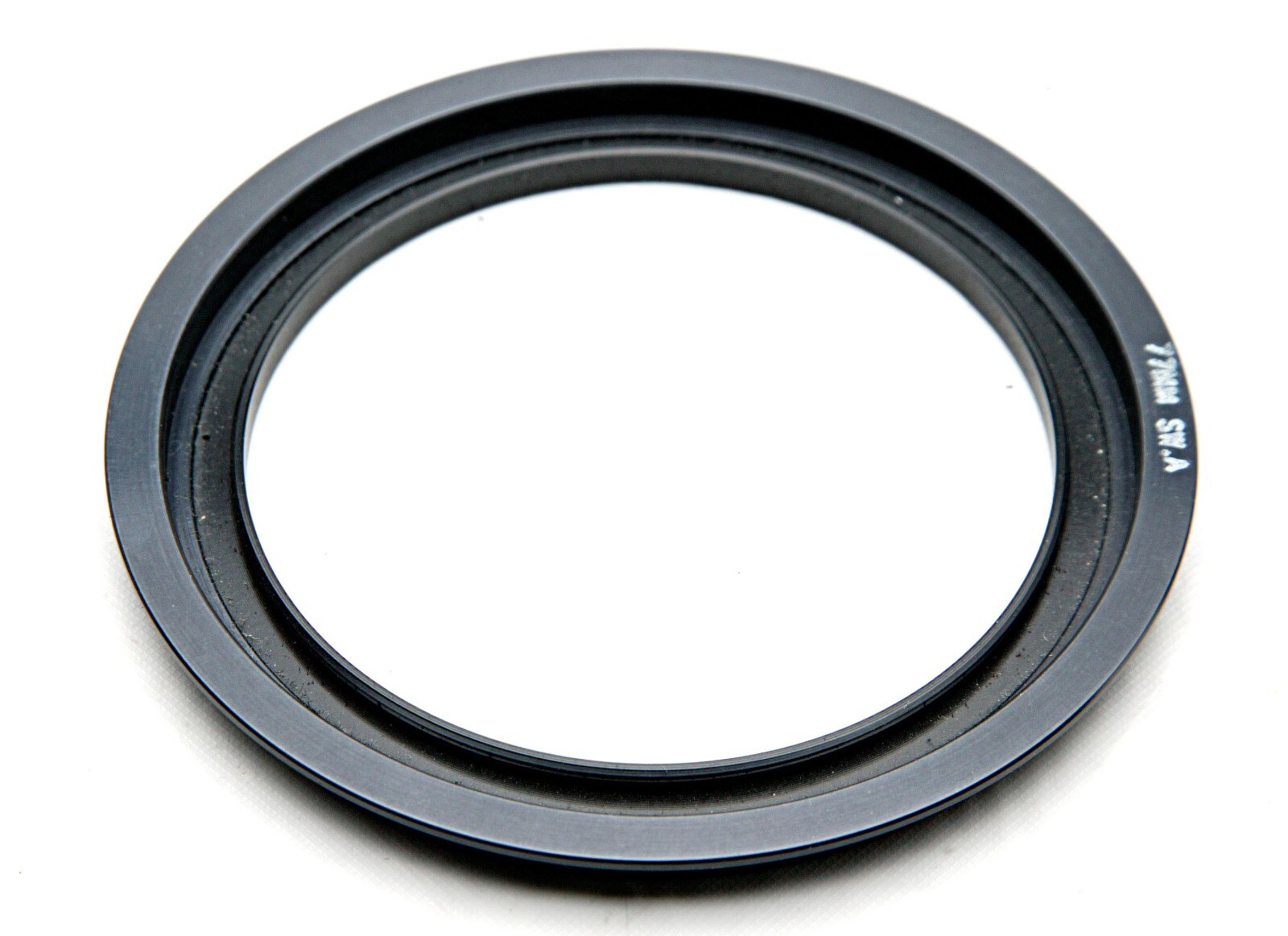 LEE Filters ONE Adapter Ring With 77mm SW.A Thread For Hood & Filters Holder. EX