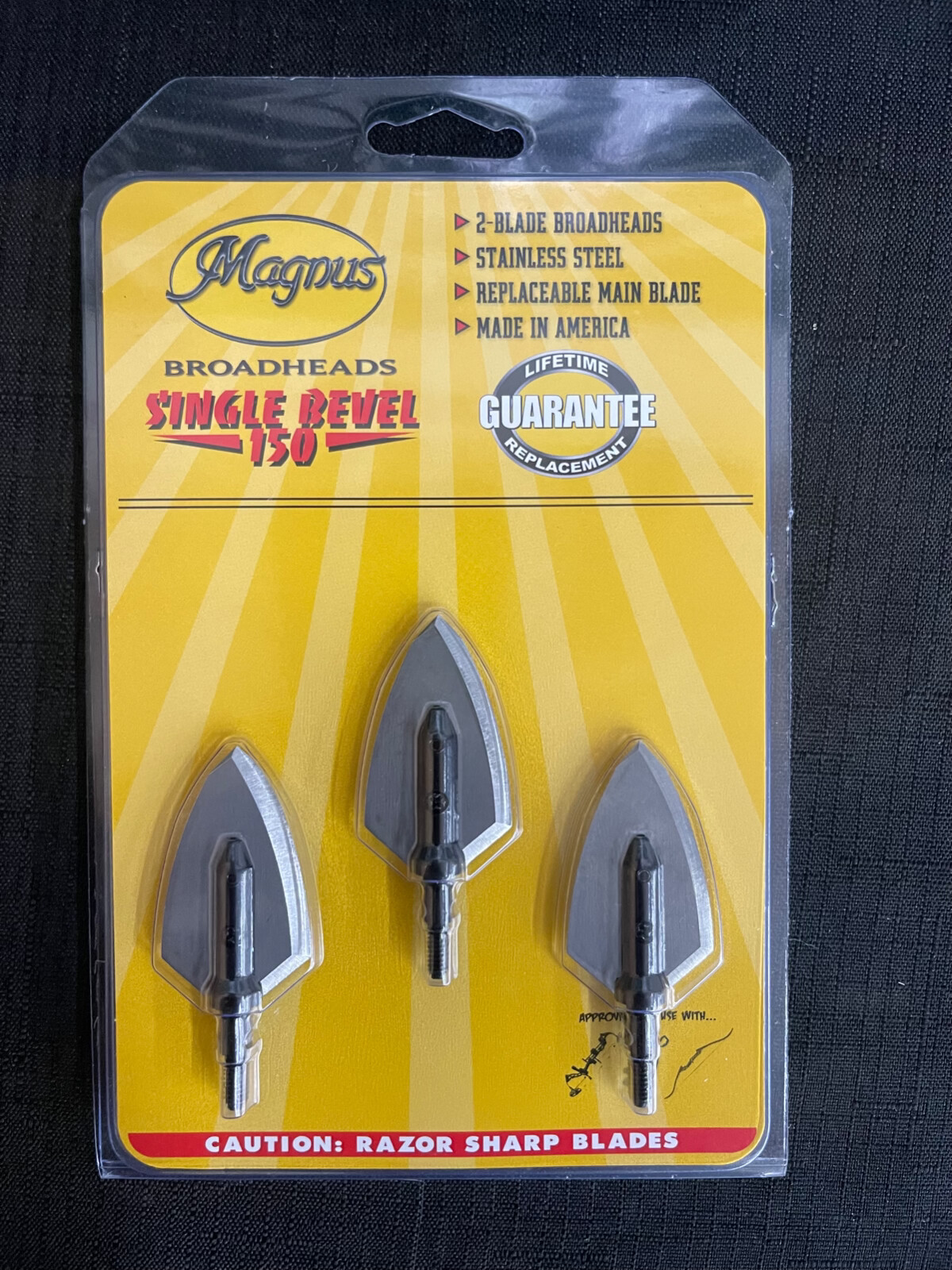 Magnus Broadheads Single Bevel Right 150 Grain 2 Blade 3 Pack BRAND NEW