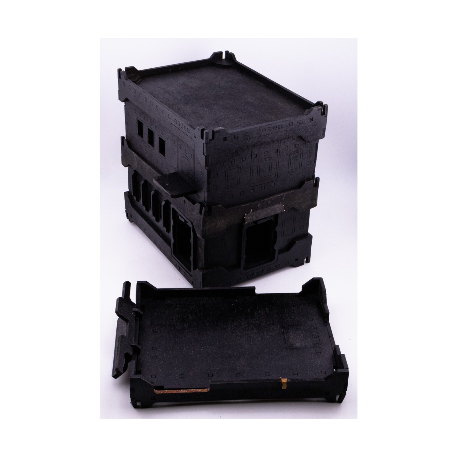 Mad Gaming Terra Loose Post Apocalyptic Terrain 28  Standard Size Hab-Block NM