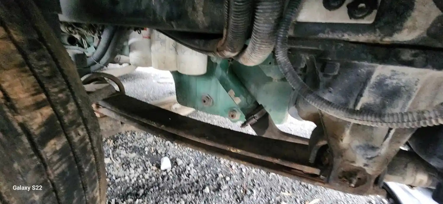 (Used) 2017 Volvo VNL, FRONT LEAF SPRINGS Front Leaf & Springs  P-66721