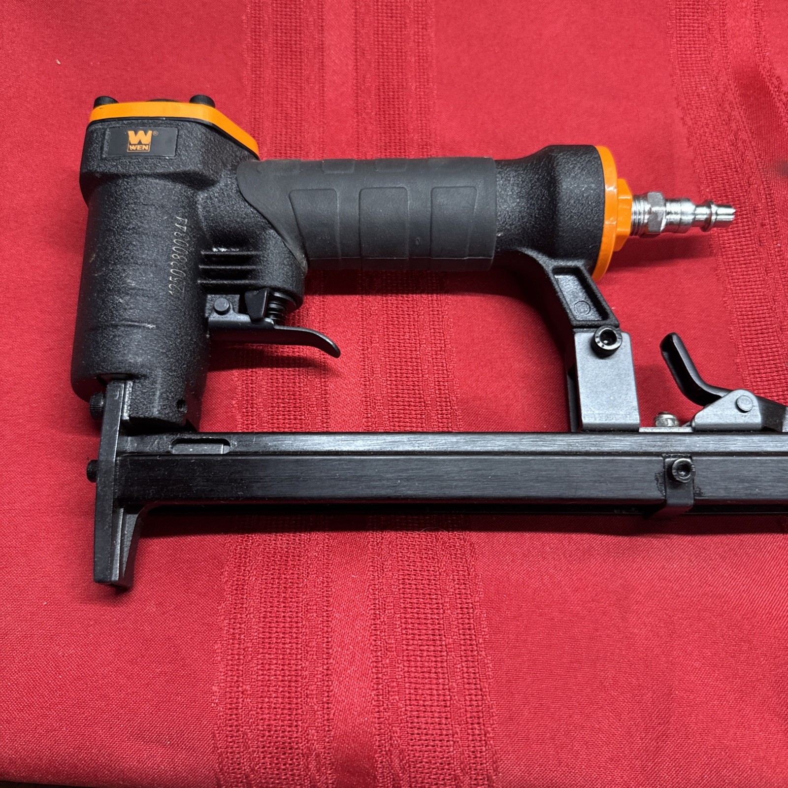 20-Gauge 3/8-Inch Crown Air-Powered Pneumatic T50 Stapler