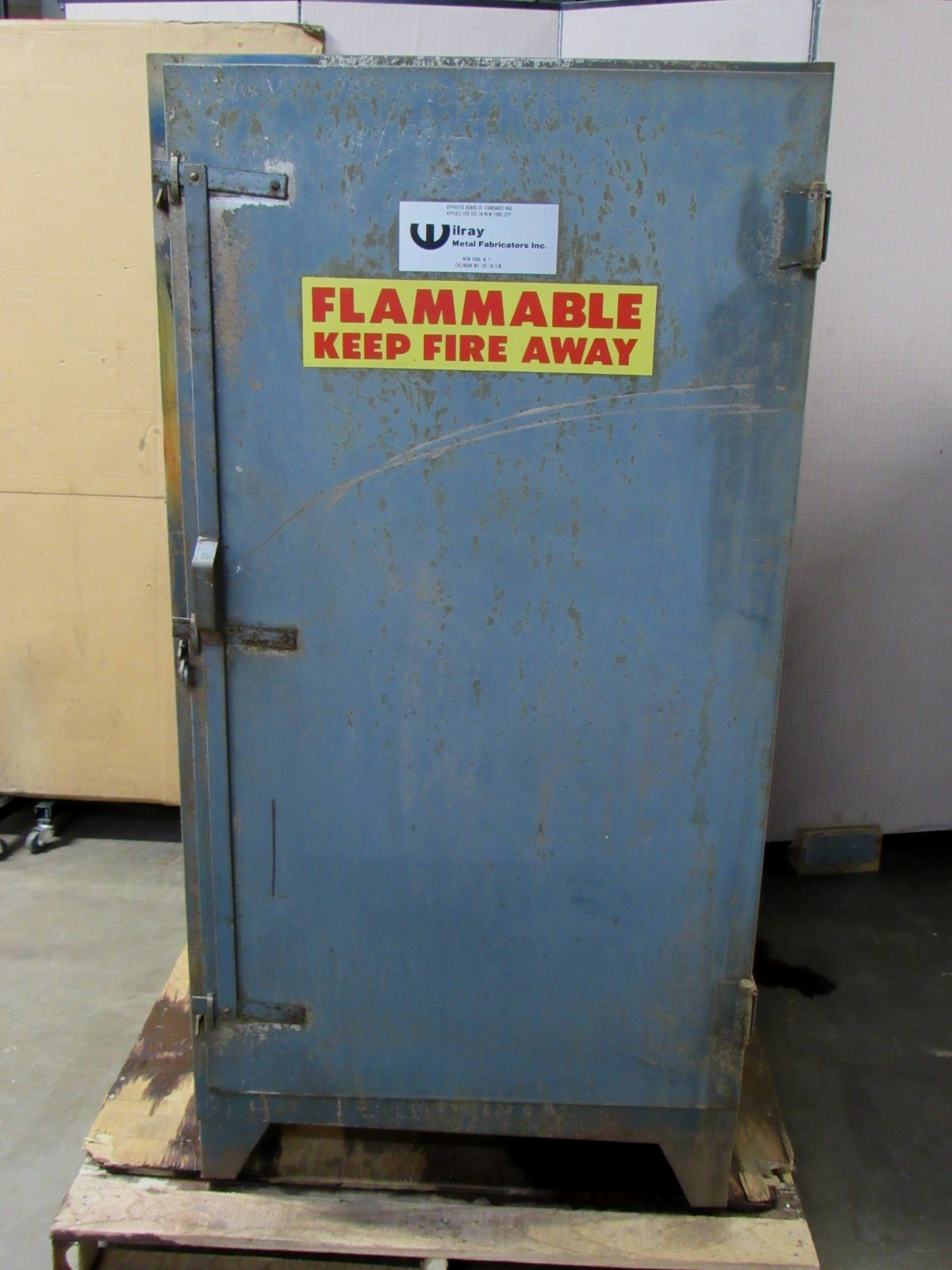 Wilray 55 Gal Gallon Horizontal Flammable Drum Barrel Storage Cabinet W/ Dolly