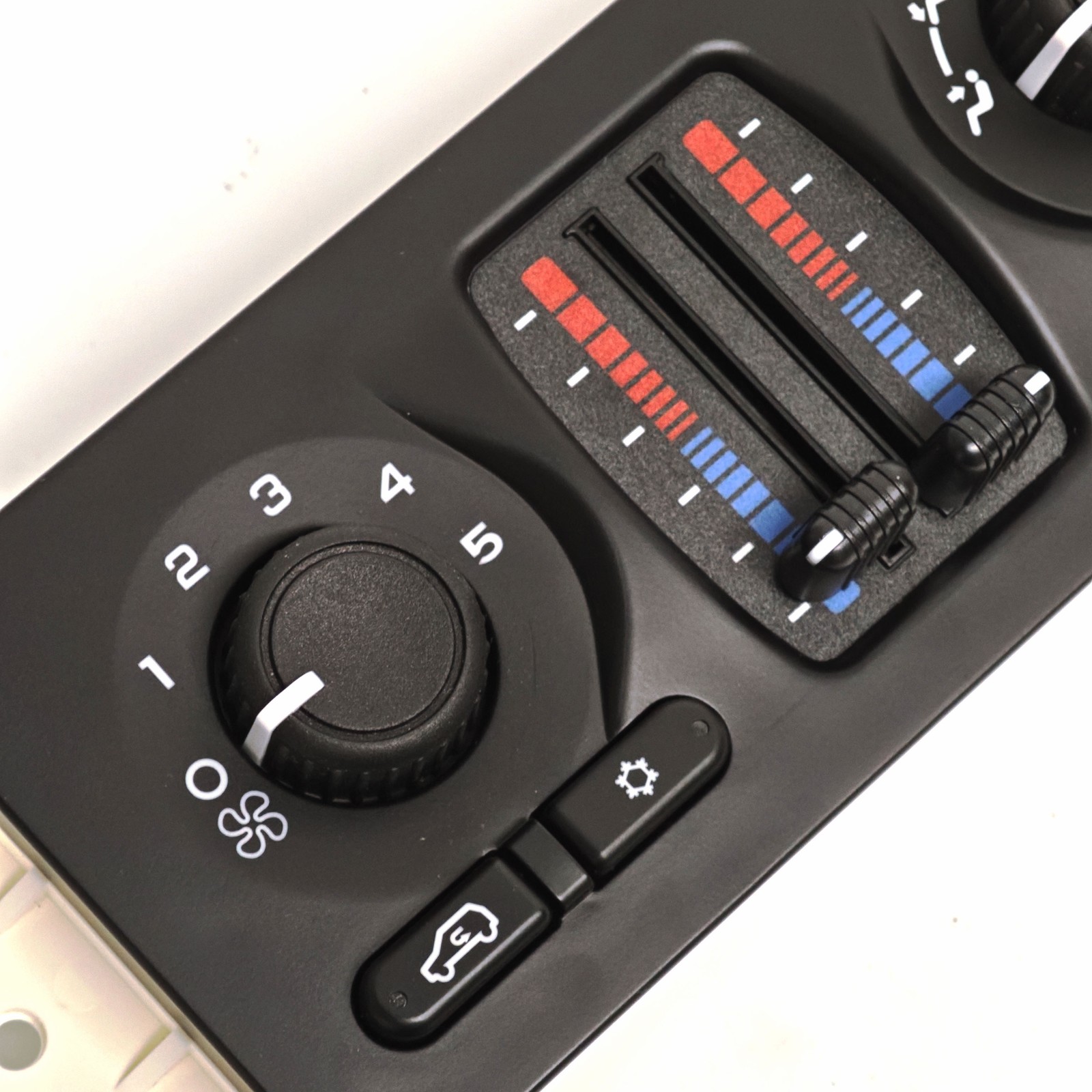 A/C Heater Control Switch Panel 599-210XD For Chevrolet Silverado 2500