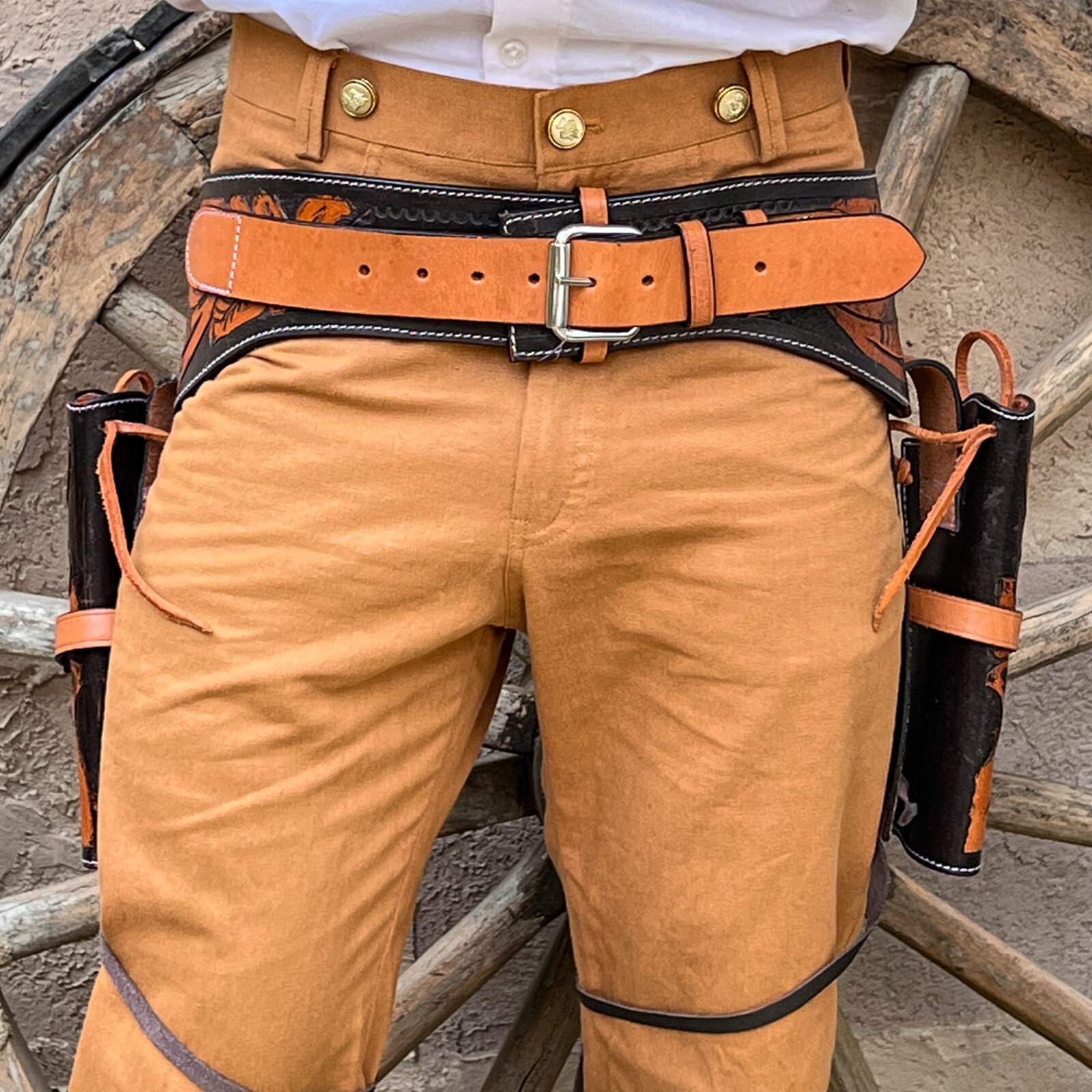 WESTERN LEATHER HOLSTER GUN BELT 44 / 45 HAND COWBOY REVOLVER PISTOL SELLER USA