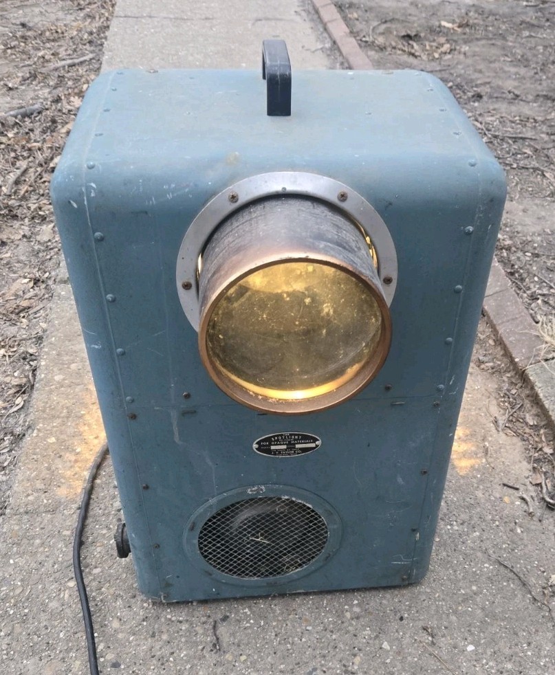 Vintage J.Y. Taylor TS7 Spotlight Opaque Projector