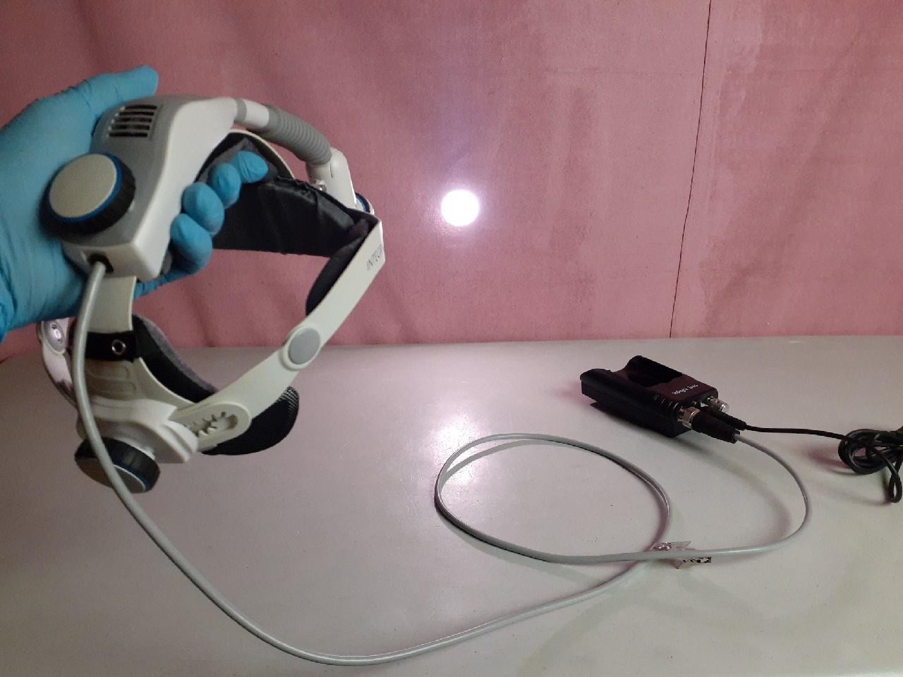 Integra LED Duo 90600 Medical Surgical Headlight Headlite System Battery Operate