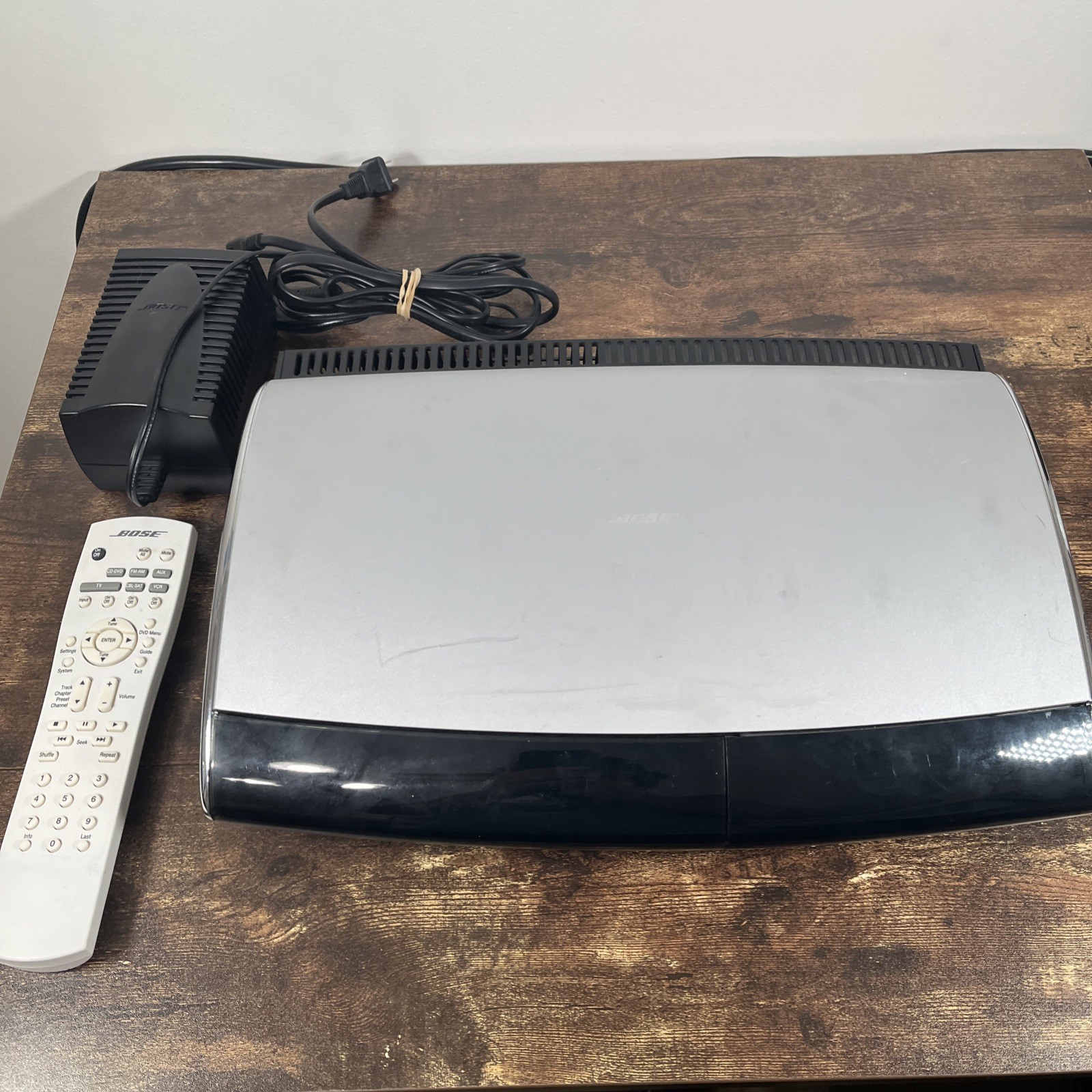 Bose Lifestyle Model AV18 Media Center CD/DVD Player W/ Remote And Power Cord