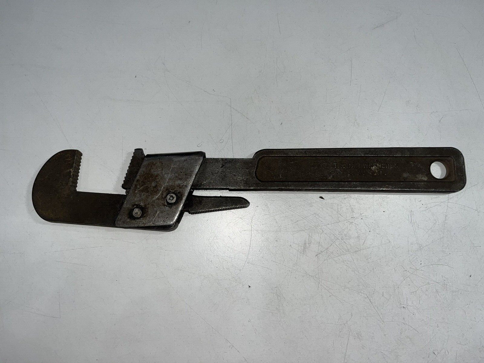 Trojan Wrenches U.S. PAT. NO. 1968783 13" Long Jaw Capacity 1-3/4" Made in USA