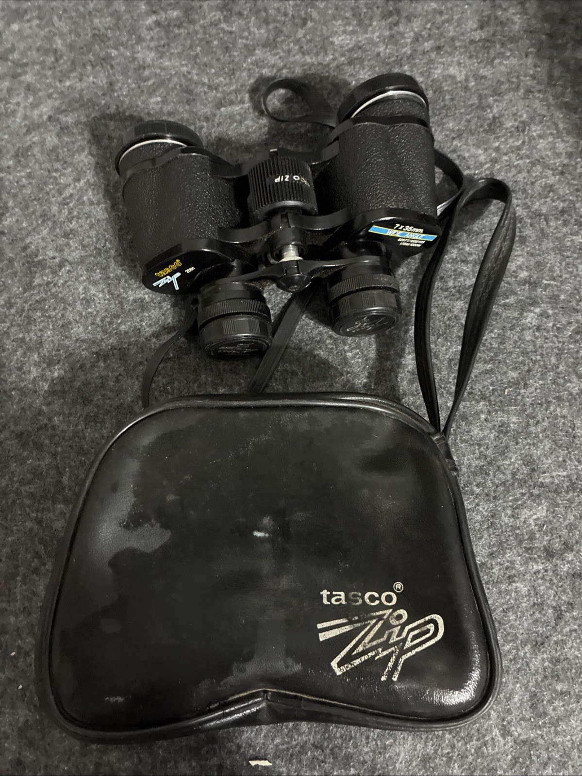 Tasco Zip 2000 Fully Coated Binoculars 7x35mm - 346FT/1000YDS W Soft Case Vintag