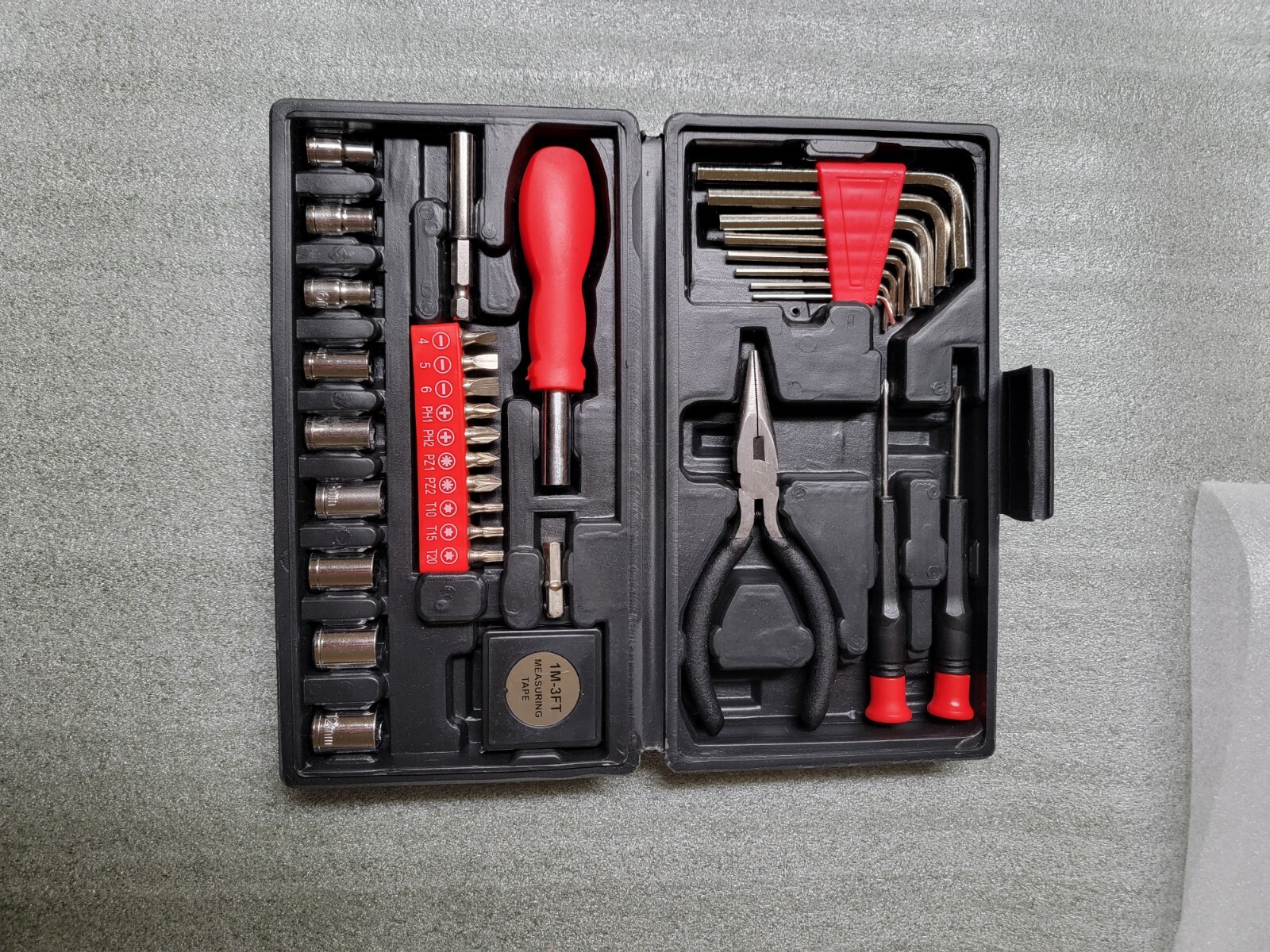 Grandstar 34 Piece Tool Set *Never Used* Open Box*