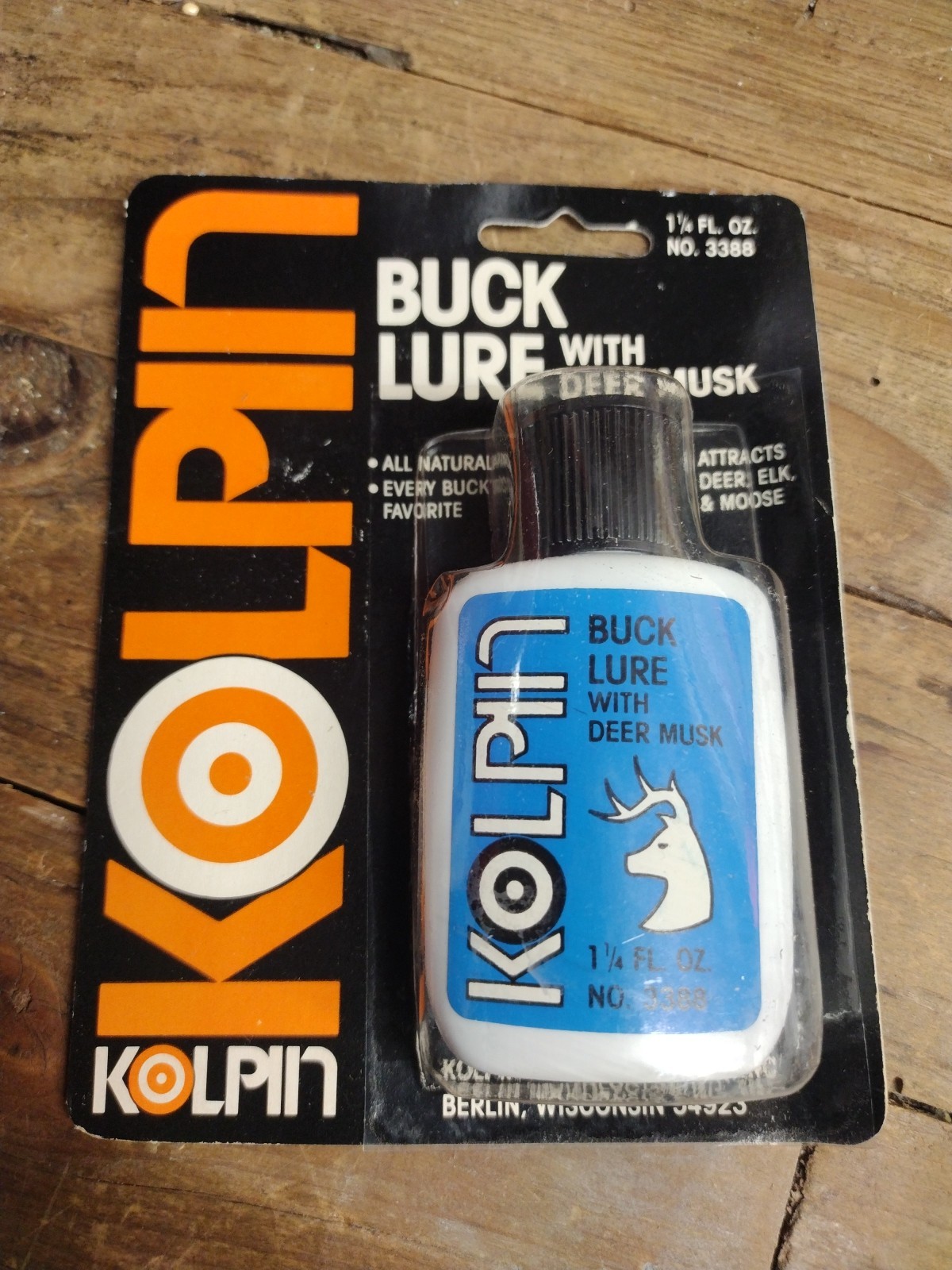Buck Lure W-Deer Musk scent kolpin vintage 1984 Made In USA 1.25 Oz #3388 Qty Av