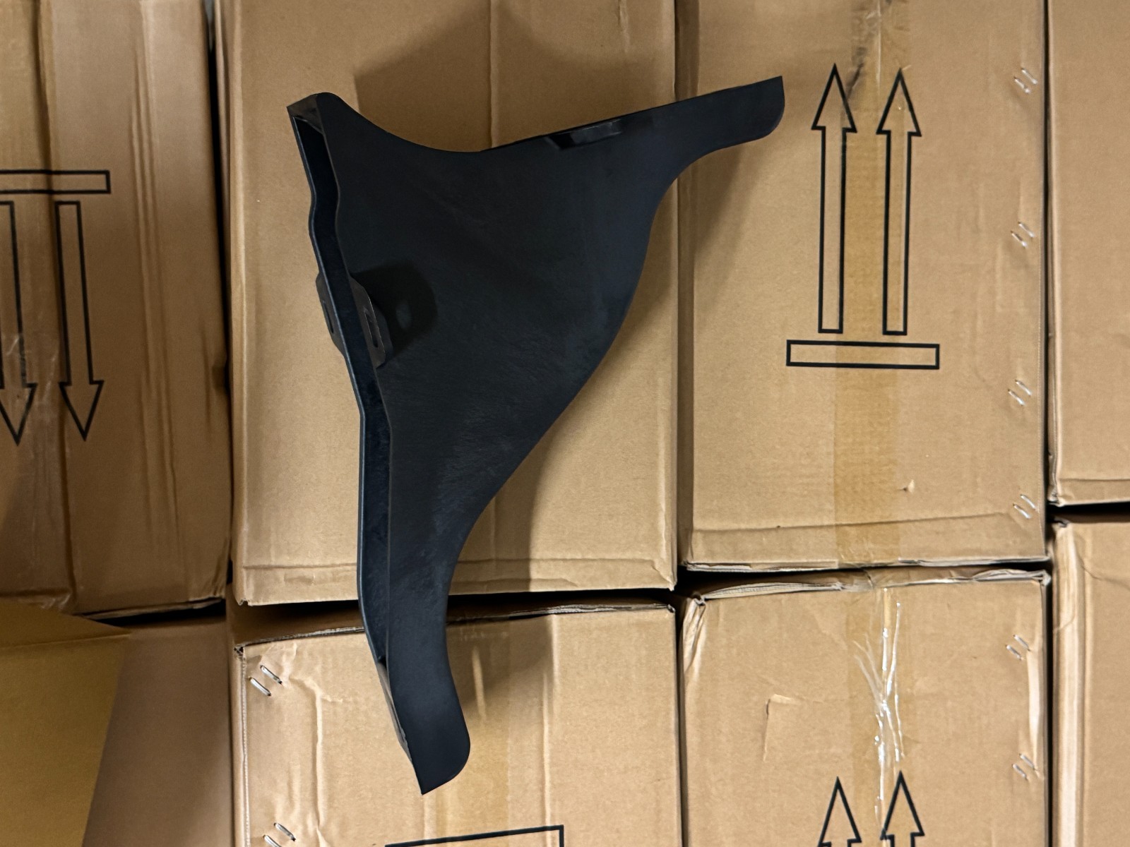 Freightliner Cascadia 2008+ Cabin Fairing Bracket 4L Left/ Driver  A22-73338-000