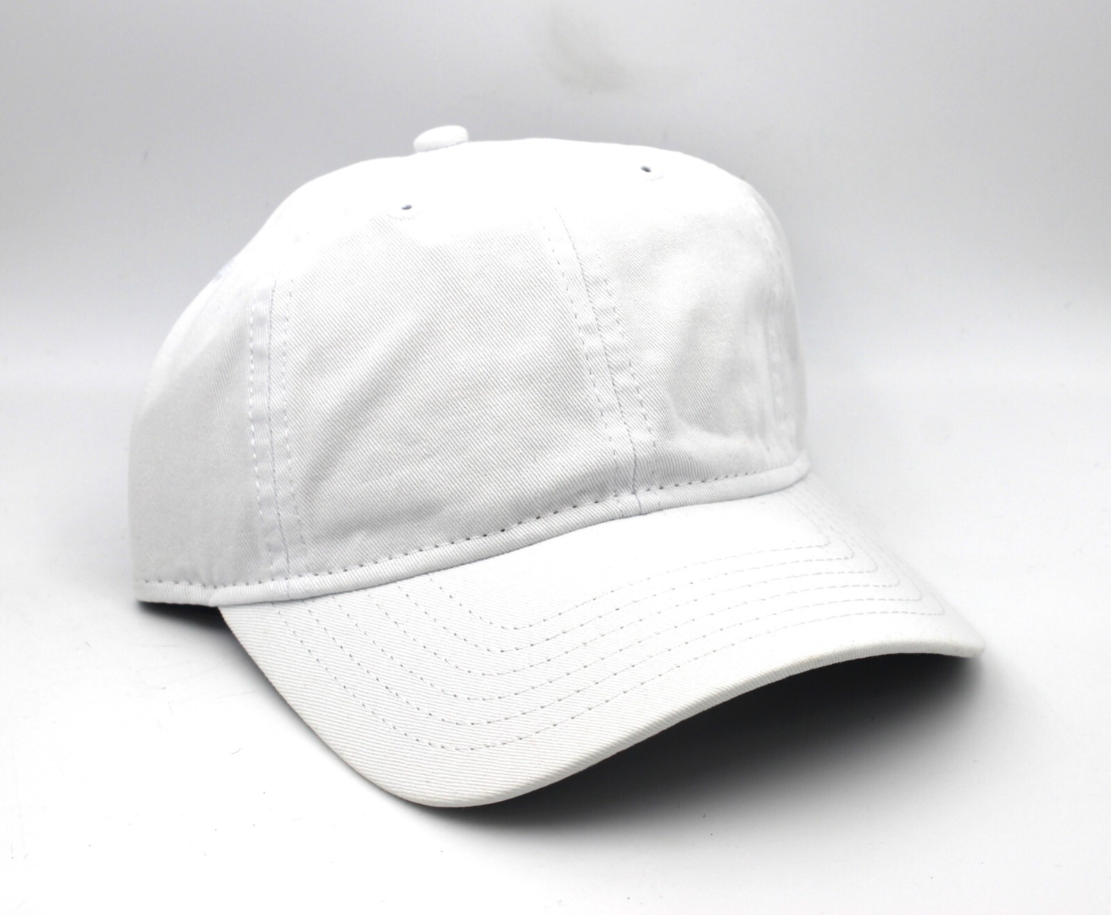 NEW TaylorMade Cotton Custom White Women's Adjustable Golf Hat Cap