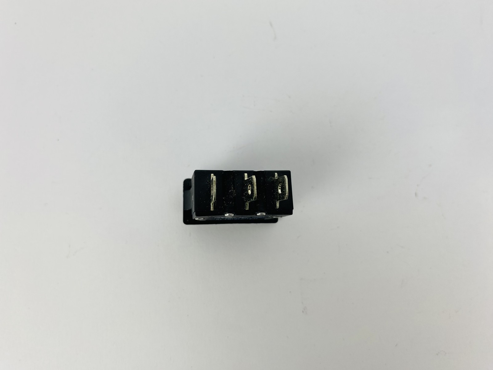 FreeMotion SFTL99514.0 Treadmill Power Entry On Off Switch (PP265)