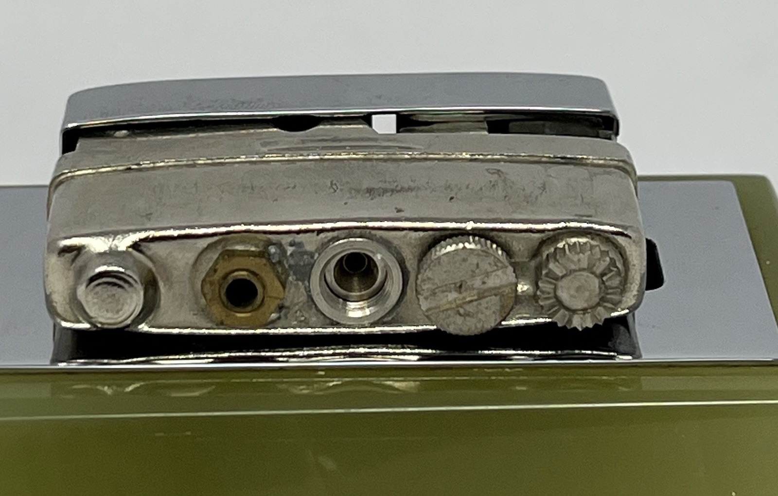 Consul Onyx Desktop Lighter