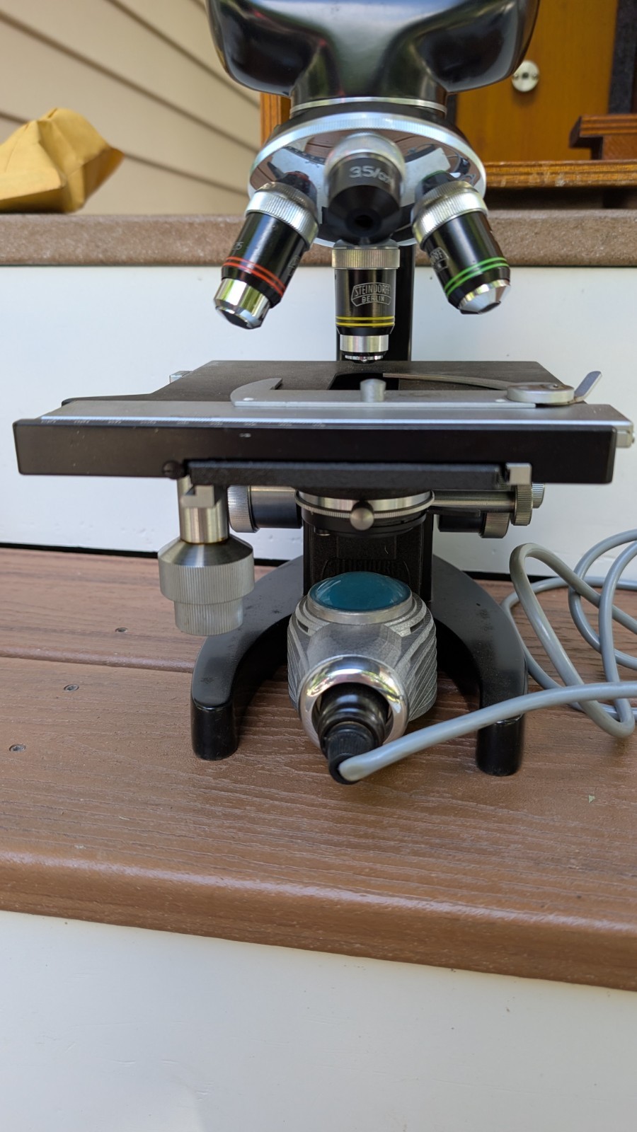 VTG. STEINDORFF, BERLIN MICROSCOPE WITH OBJECTIVES, LIGHT, ORIGINAL FITTED BOX.