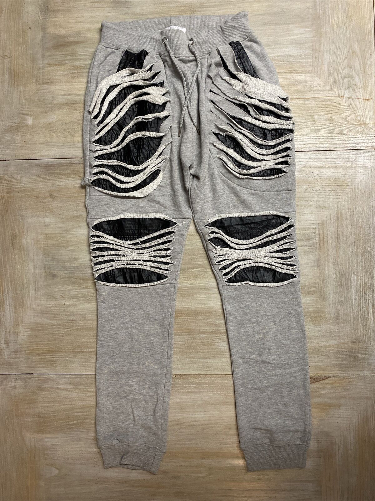 Mens Joggers Destroyed Ripped Look Large Grey RRP £30 Fitted Track Bottoms