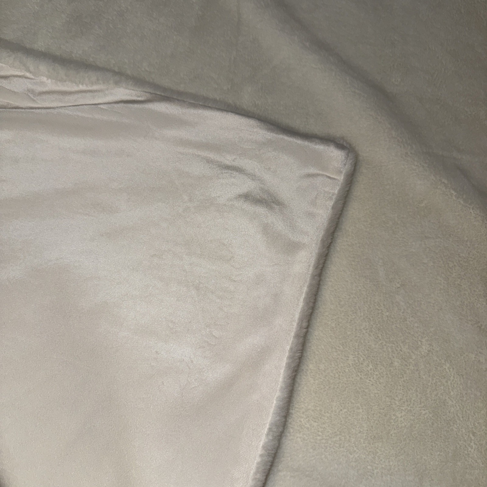 Daniel De Cassone Studio White Plush Blanket 46”x71”