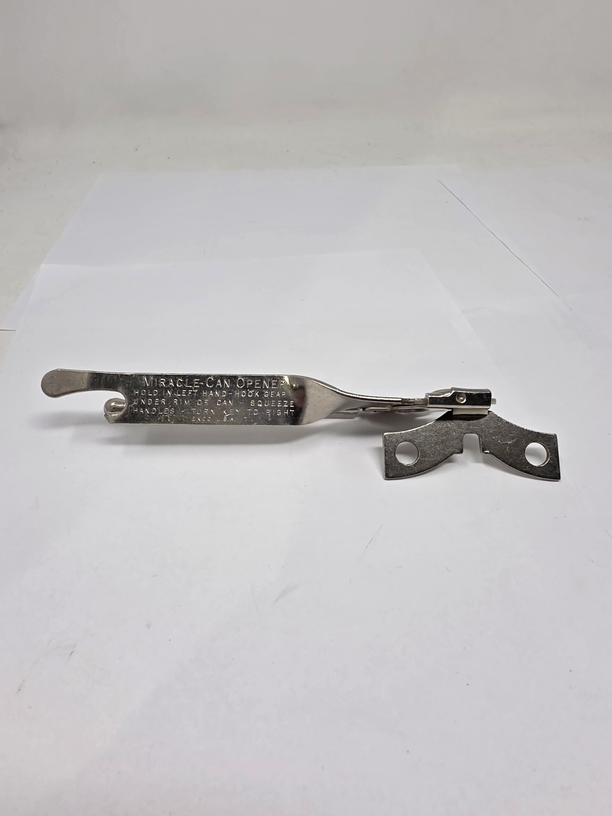 Vintage EKCO Manual Miracle Can Opener Made In USA