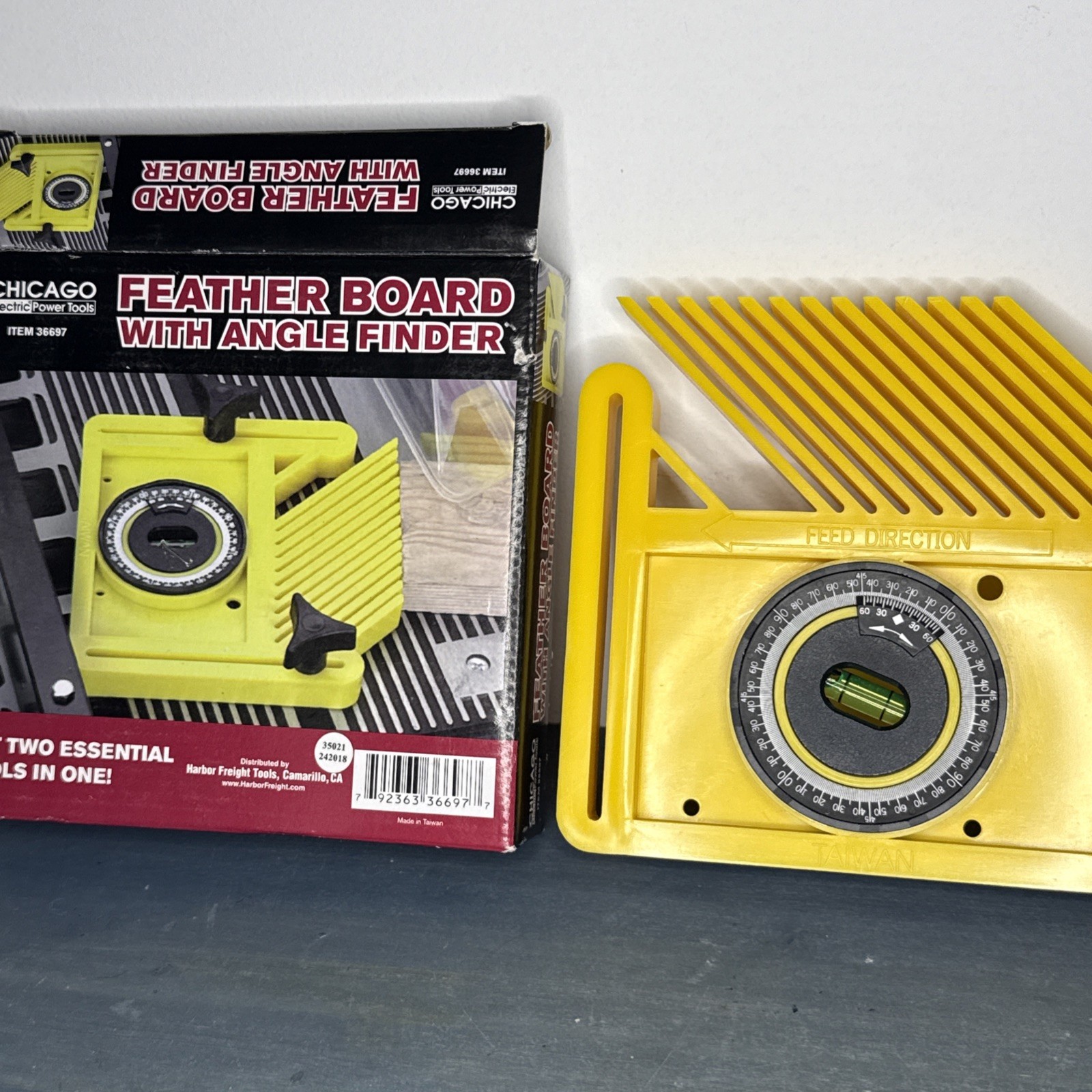 Feather board With Angle Finder Level Chicago Electric NEW