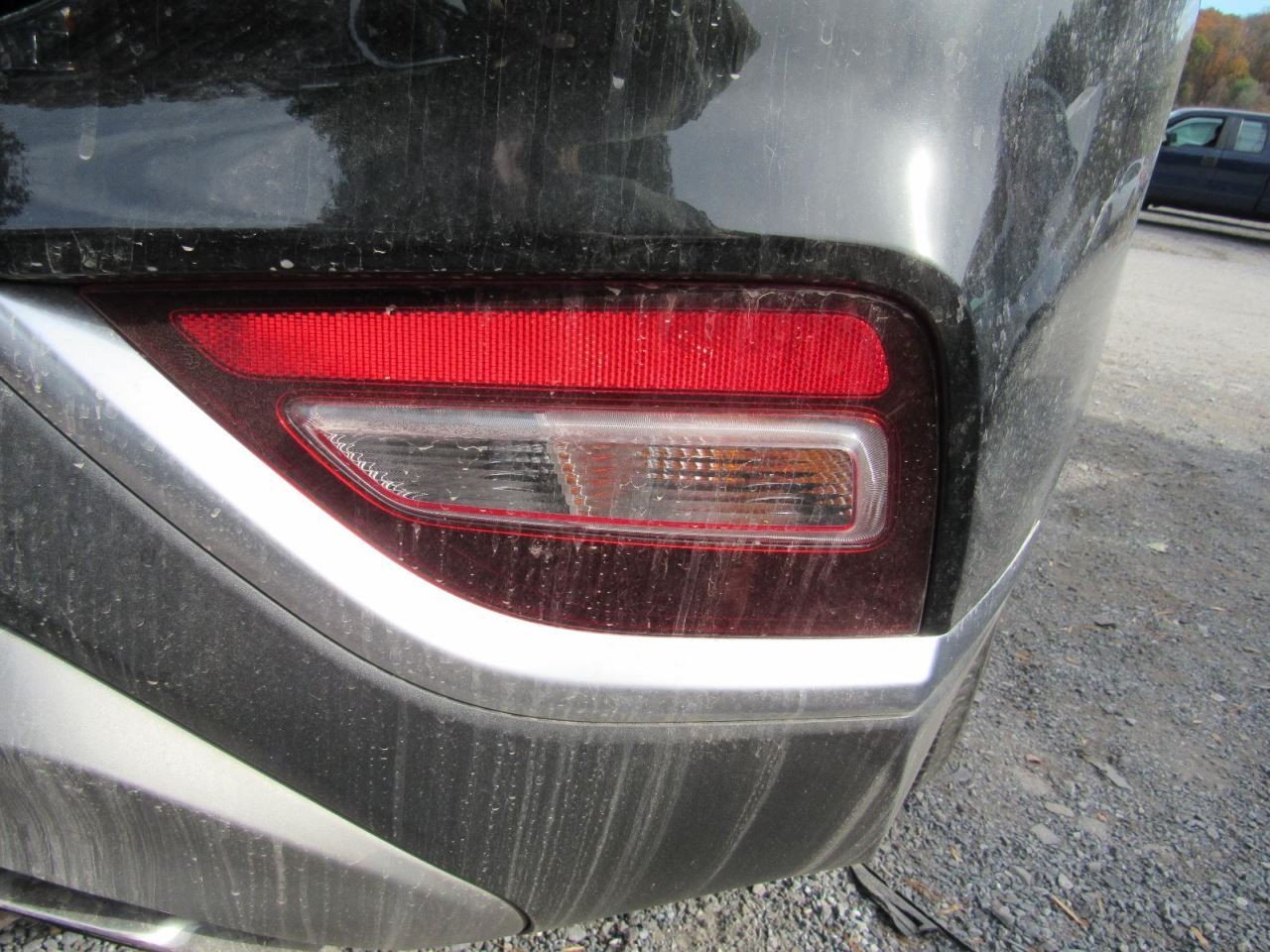 SANTA FE 2020 Glove Box 1004361