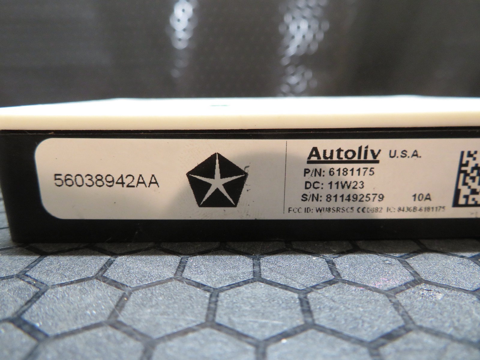 2011-2013 Chrysler Dodge Jeep OEM Blind Spot Sensor 56038942AA Detection Module