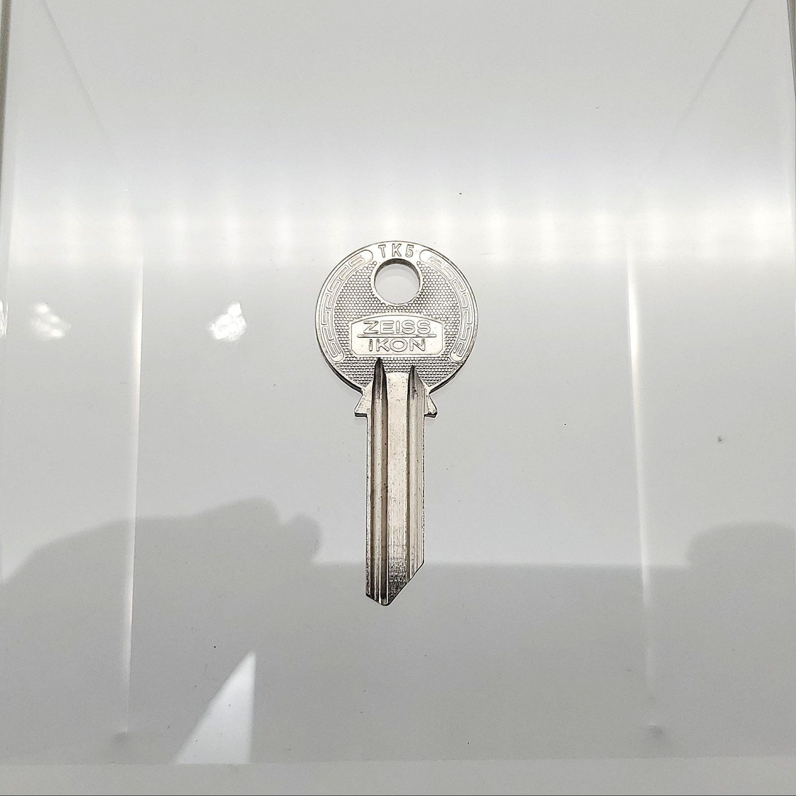 1x Zeiss Ikon TK5 Key Blank Nickel Plated German Made NOS