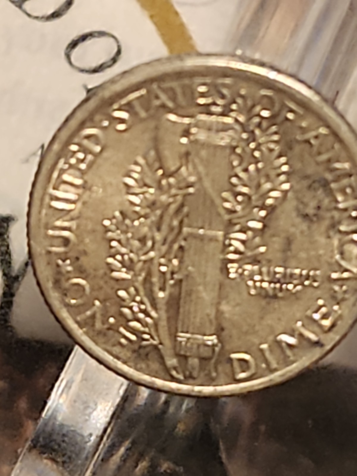 1917-P Mercury Silver Dime Great Condition FB - Full Split Bands