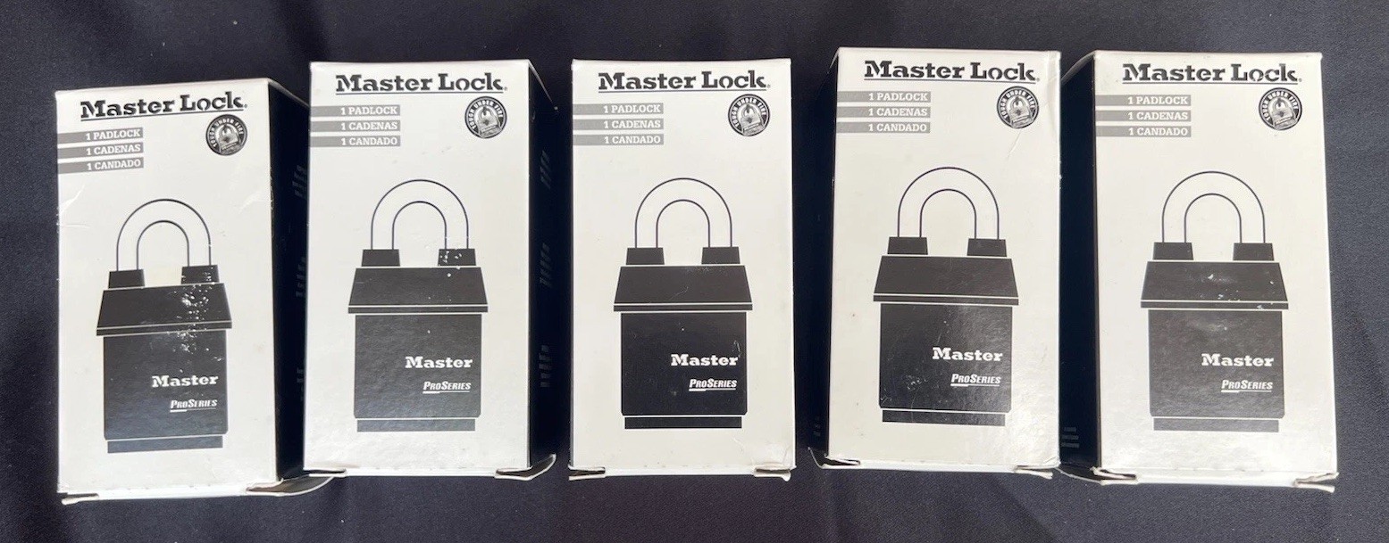 Master Lock ProSeries Padlock 6121 With 2 Keys Ea. - Lot Of 5 Keyed Alike - New