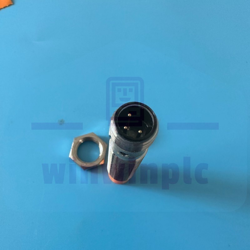 For IFM Efector IF5811 Inductive Proximity Sensor Switch 10-30VDC PNP US Stock