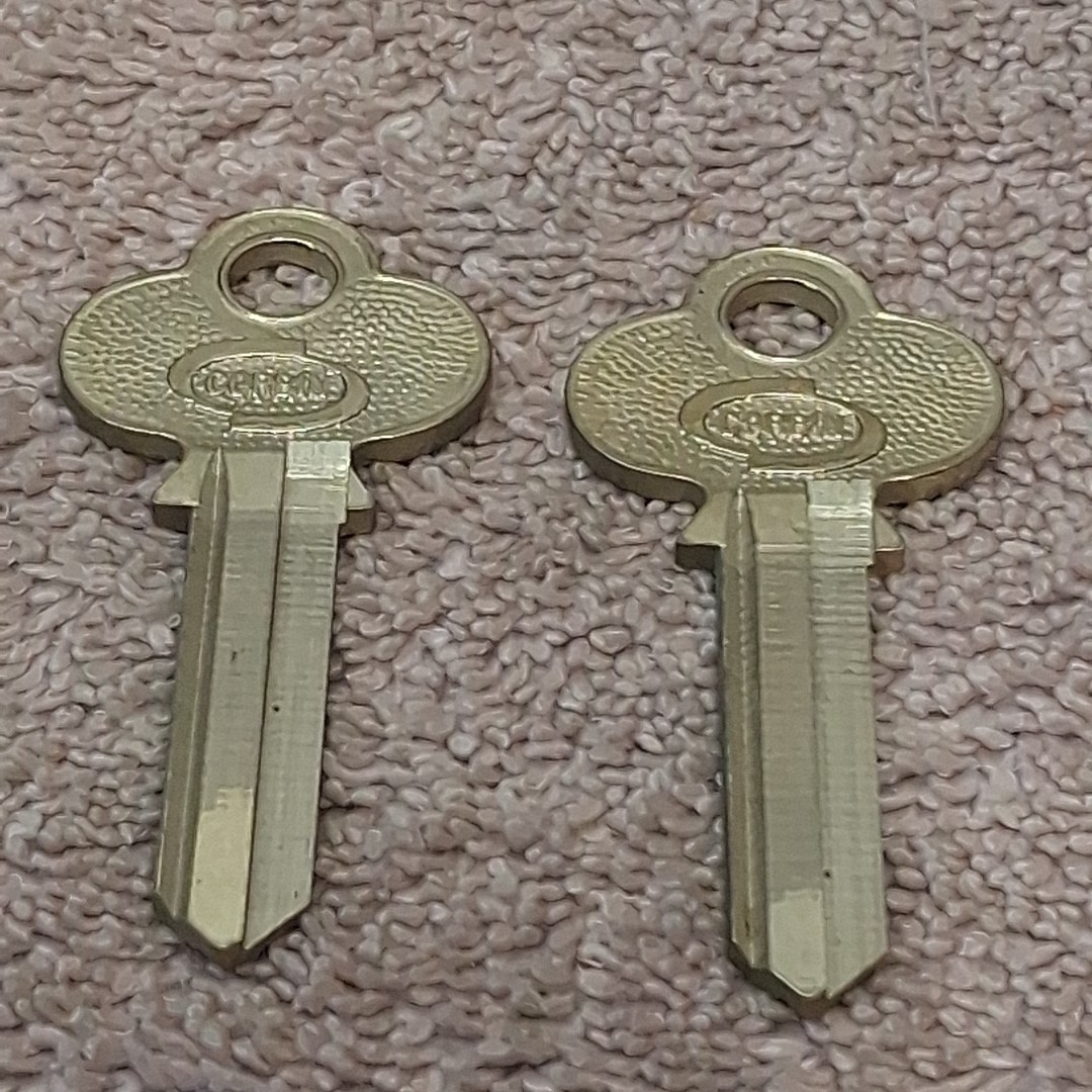 Corbin X1-57E2 Key Blanks Lot Of 2 NOS Locksmith