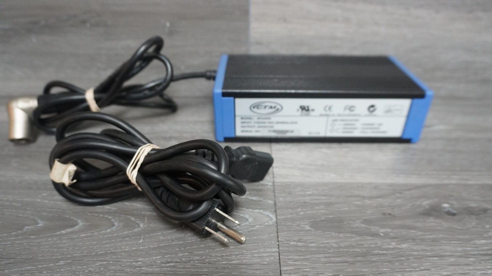 CTE 4F24050 Electric Wheelchair Battery Charger  24V 5A