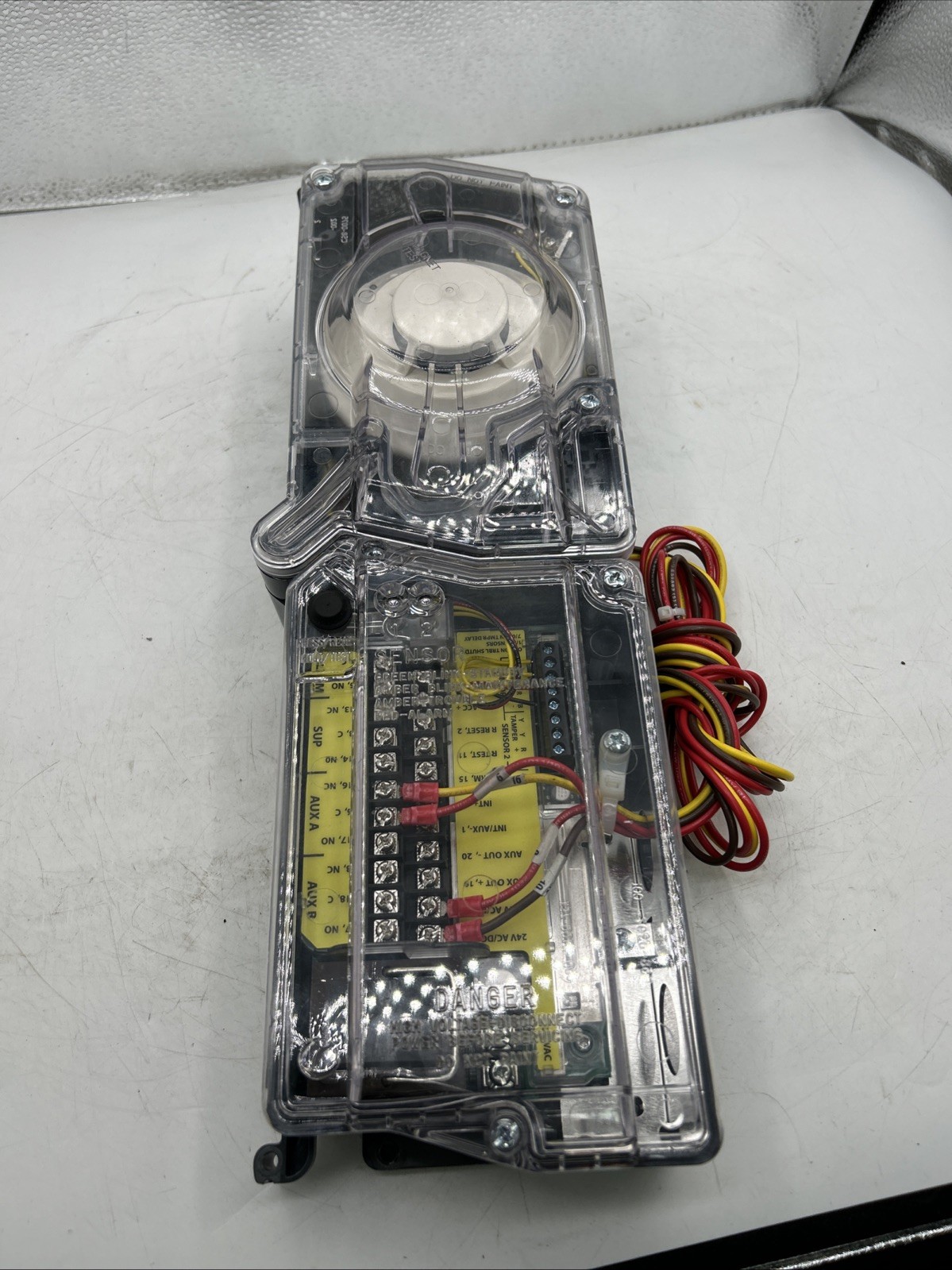 SYSTEM SENSOR YD4120 DUCT DETECTOR See Pics 30 Day Warranty