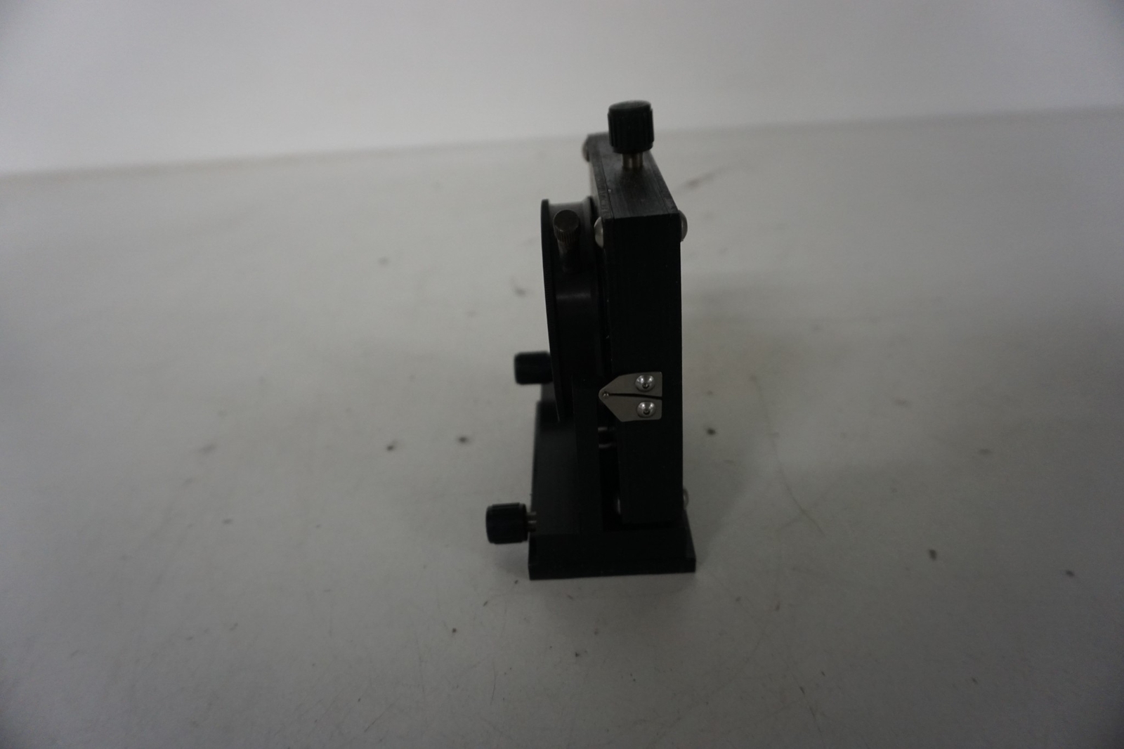*JM* NEWPORT NRC LP-2 OPTICAL MOUNT (TSM142)