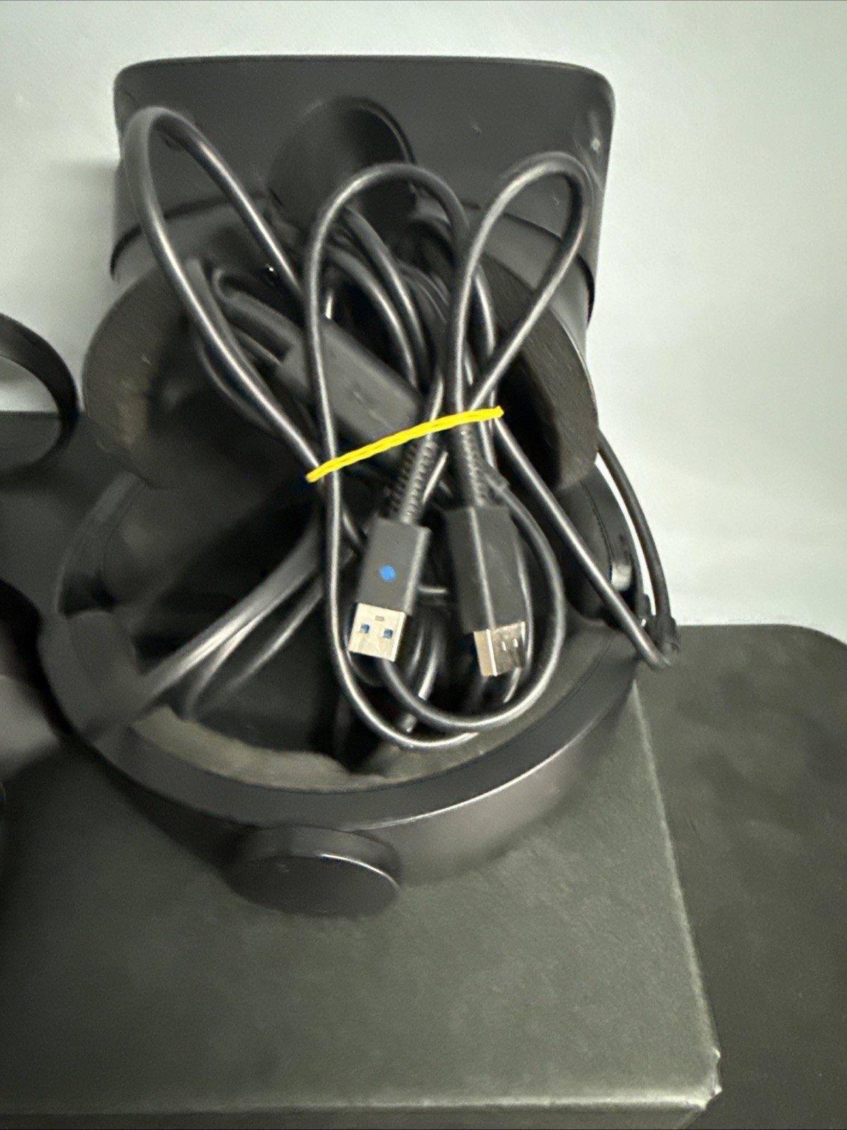 Oculus Rift S Controllers and Headset W/ Box UNTESTED!