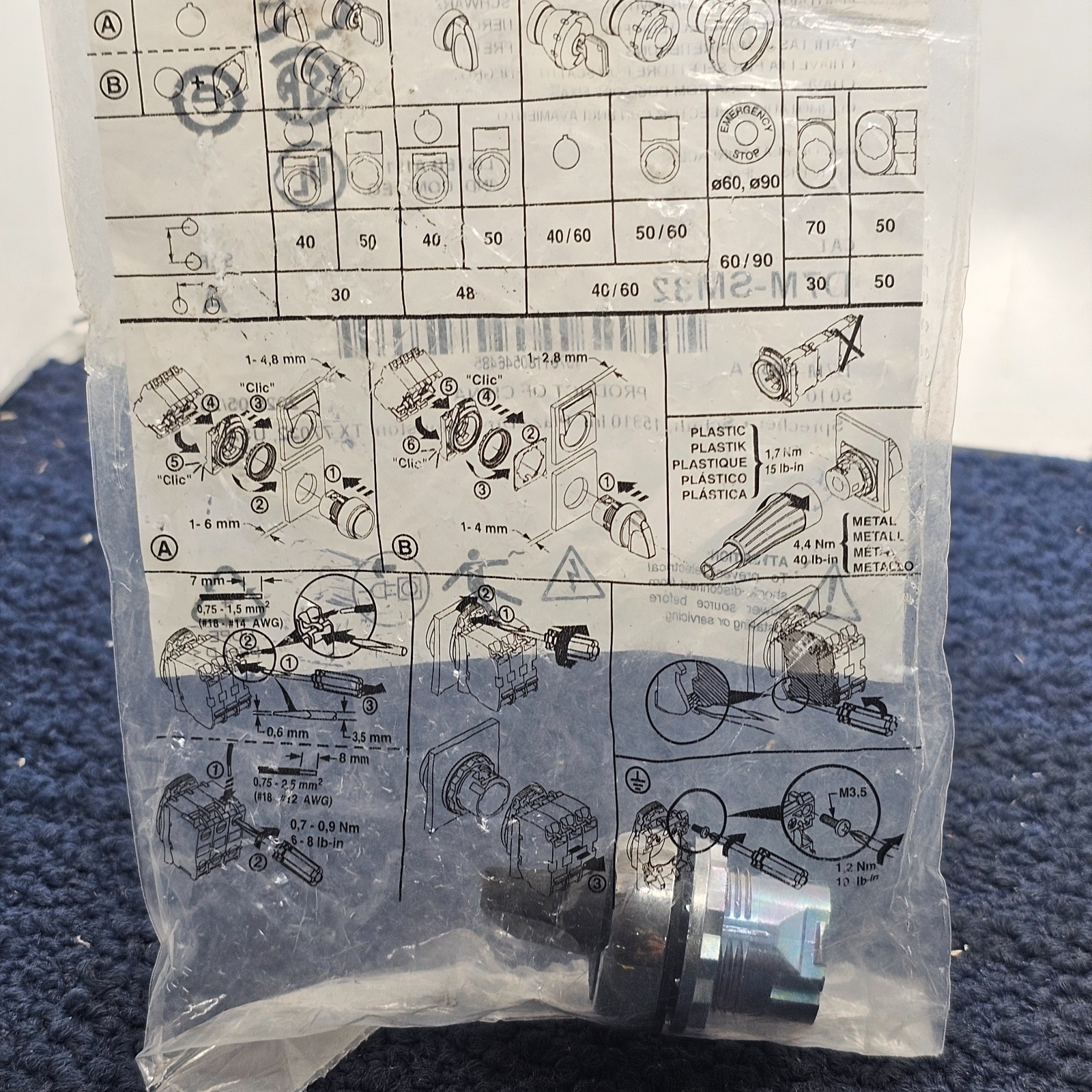 SPRECHER+SCHUH D7M-SM32: MAINTAINED SELECTOR SWITCH