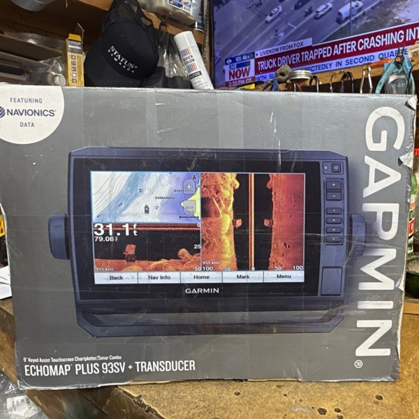 Garmin ECHOMAP Plus 93sv 9in GPS/Sonar LakeVü g3 NMEA 2000 w/ Transducer