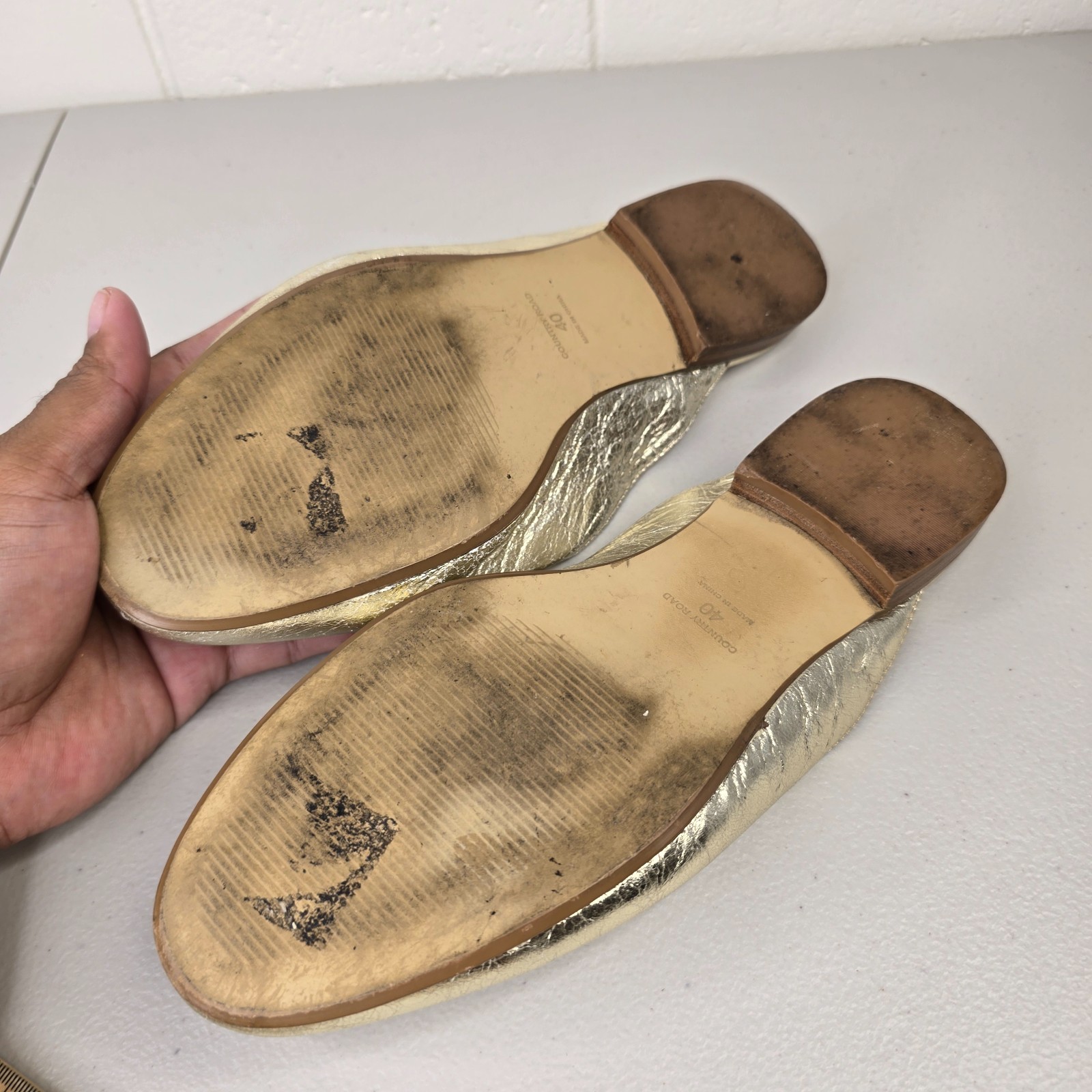 Country Road Mule Size 40 Gold Leather Slip On Loafer Flats Casual Women