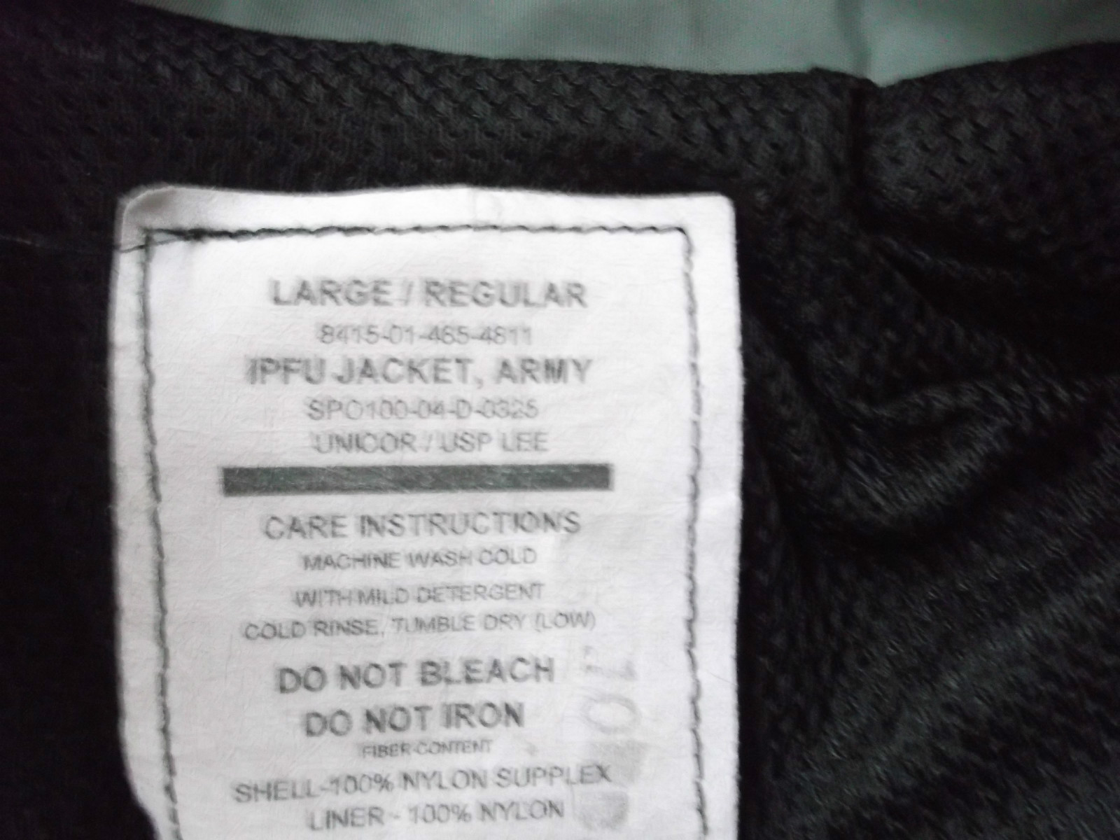 US ARMY IPFU JACKET SIZE LARGE - REGULAR