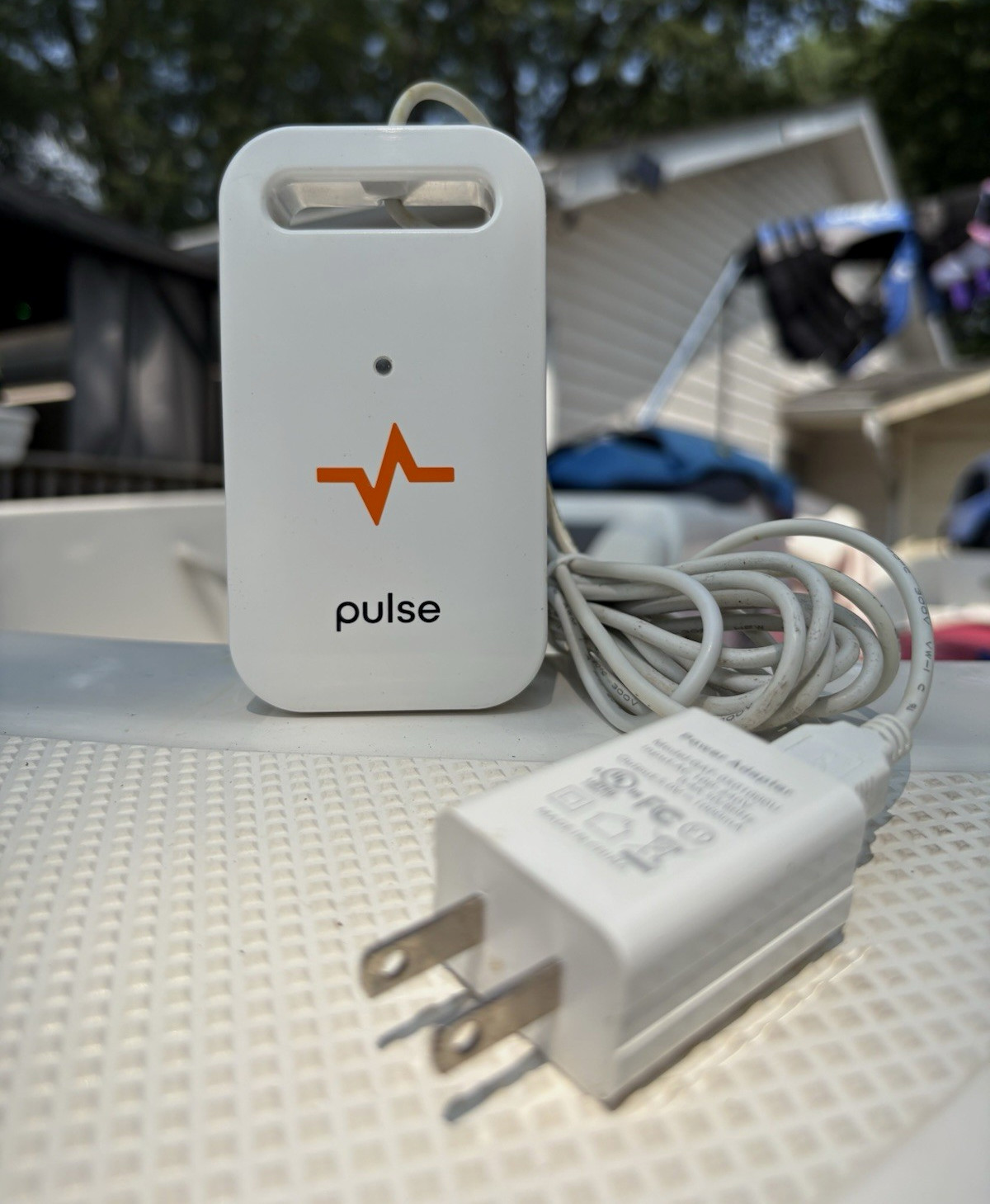 Pulse One - Smart Grow Room Monitor - VPD, RH Temperature (°F/°C) Dew Point WiFi