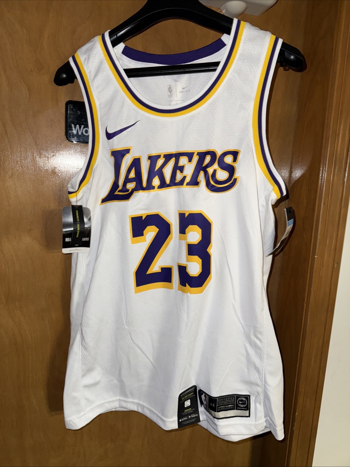 Nike LA Lakers #23 LeBron James Association Swingman M Jersey (B82)NWT
