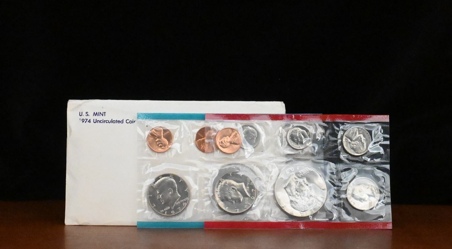 1974 Uncirculated Coin Set U.S Mint Original Government Packaging OGP