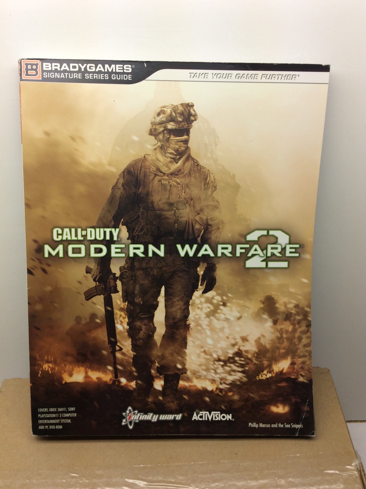 Call of Duty: Modern Warfare 2 Strategy Guide (2009, PB, BradyGames)