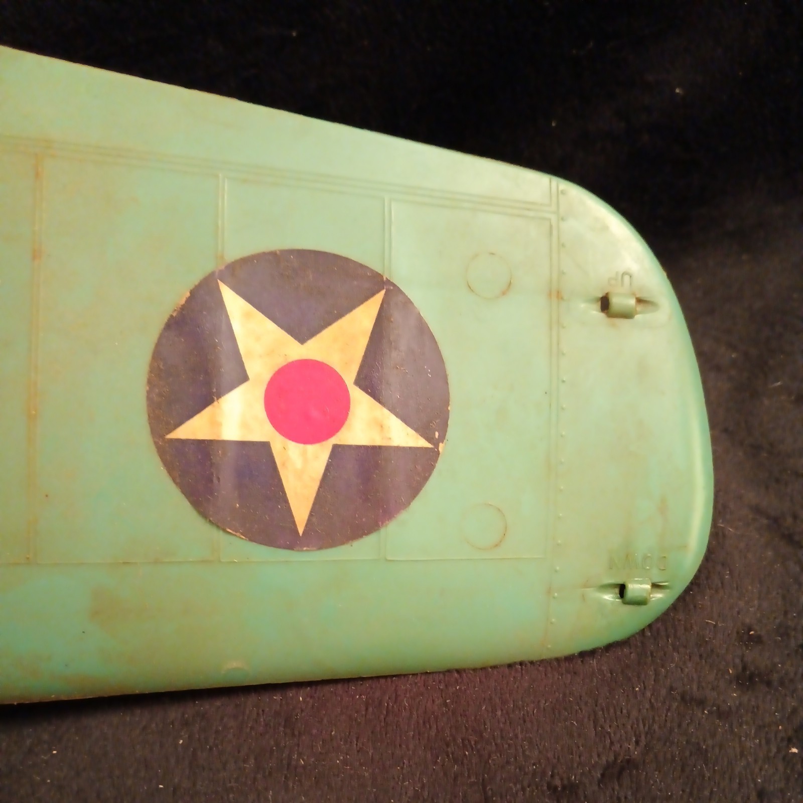 Cox 049 PT-19 Trainer Wing U- Control Thimble Drome
